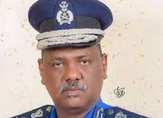 عنان يفتتح صالة ترخيص المركبات بمروي عنان يفتتح صالة ترخيص المركبات بمروي