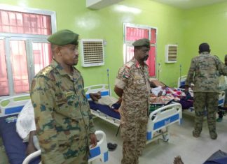 إنقاذ 27 مواطنا سودانيا على الحدود مع ليبيا إنقاذ ٢٧ مواطنا سودانيا علي الحدود مع ليبيا