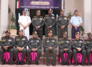 القائد العام يستقبل رئاسة هيئة الأركان الجديدة القائد العام يستقبل رئاسة هيئة الأركان الجديدة