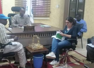 كرشوم يبحث مع المفوضية السامية للاجئين بدارفور قضايا النازحين كرشوم يبحث مع المفوضية السامية للاجئين بدارفور قضايا النازحين