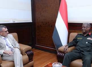 عضو السيادي يلتقي رئيس بعثة يونيتامس عضو السيادي يلتقي رئيس بعثة يونيتامس