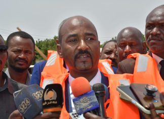 وزير الثروة الحيوانية يدشن قوارب ومعدات للصيد للولايات وزير الثروة الحيوانية يدشن قوارب ومعدات للصيد للولايات