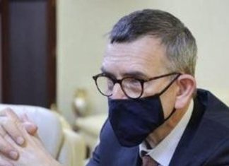 اجتماع بين فولكر ومشايخ طرق صوفية اجتماع بين فولكر ومشايخ طرق صوفية