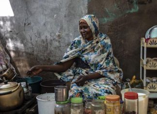 سياسات الحكومة السودانية تفاقم الفقر والبطالة سياسات الحكومة السودانية تفاقم الفقر والبطالة