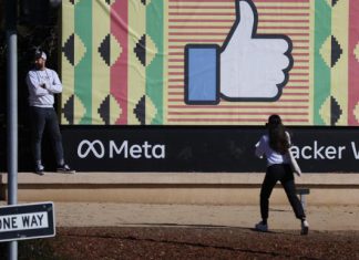 “ميتا” قد تطرح خصائص مدفوعة على “فيسبوك” و”إنستغرام” و”واتساب” "ميتا" قد تطرح خصائص مدفوعة على "فيسبوك" و"إنستغرام" و"واتساب"