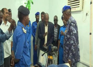 والي كسلا يفتتح الصالة المتكاملة لاستخراج البطاقة القومية والي كسلا يفتتح الصالة المتكاملة لاستخراج البطاقة القومية