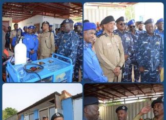 مدير عام قوات الشرطة بالانابة يتفقد شرطة المسطحات المائية مدير عام قوات الشرطة بالانابة يتفقد شرطة المسطحات المائية