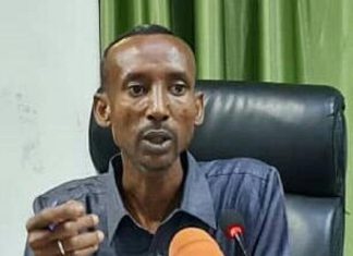 نائب والي غرب دارفور يؤكد دعم حكومته للمؤسسات الصحية بالولاية نائب والي غرب دارفور يؤكد دعم حكومته للمؤسسات الصحية بالولاية