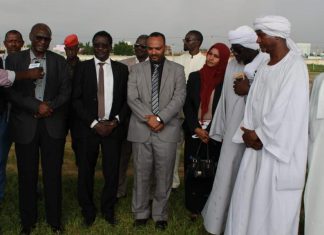 والى وسط دارفور يشيد بجهود نائب رئيس مجلس السيادةبدعم التنمية والى وسط دارفور يشيد بجهود نائب رئيس مجلس السيادةبدعم التنمية