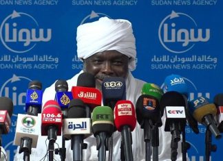 وزير المالية يعترف باستثاء عربه ابن أخيه من رسوم الجمارك ويوجه دعوة للبرهان وزير المالية يعترف باستثاء عربه ابن أخيه من رسوم الجمارك ويوجه دعوة للبرهان