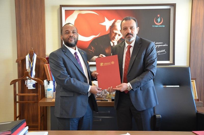 وزير الصحة الاتحادي يعقد اتفاقيات ثنائية مع وزارة الصحة التركية وزير الصحة الاتحادي يعقد اتفاقيات ثنائية مع وزارة الصحة التركية