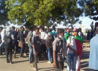 إطلاق سراح 24 ثائر بينهم 4 قصر إطلاق سراح 24 ثائر بينهم 4 قصر