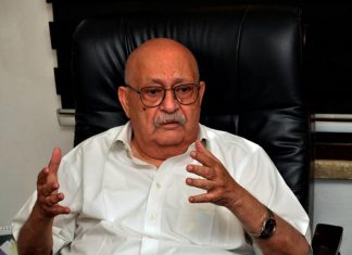 السودان.. نبيل أديب ينتقد دستور لجنة المحامين السودانيين ويطالب بتعديلات تخص الدعم السريع السودان.. نبيل أديب ينتقد دستور لجنة المحامين السودانيين ويطالب بتعديلات تخص الدعم السريع