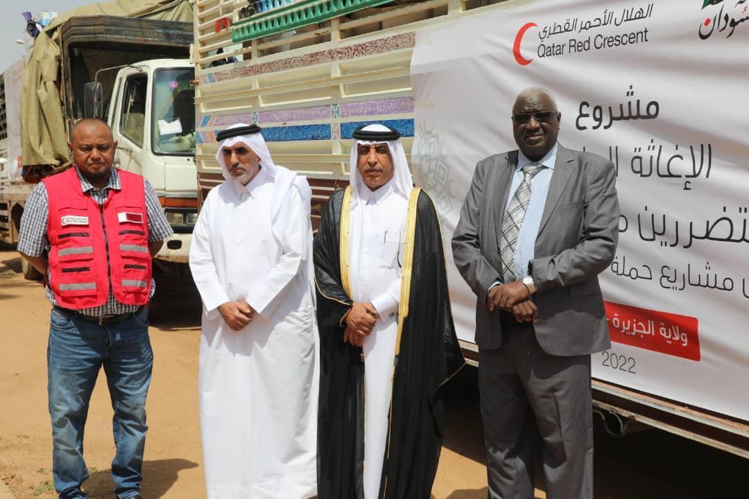 الكبيسي يدشن قافلة الهلال الأحمر القطري لولاية الجزيرة الكبيسي يدشن قافلة الهلال الأحمر القطري لولاية الجزيرة