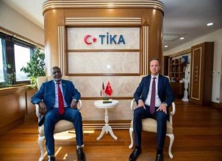 وزير المالية السوداني يزور الوكالة التركية “تيكا” : وزير المالية السوداني يزور الوكالة التركية "تيكا" :