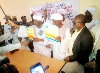 حمر والمسيرية يوقعون وثيقة وقف العدائيات بأبوزبد حمر والمسيرية يوقعون وثيقة وقف العدائيات بأبوزبد