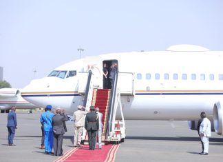 رئيس مجلس السيادة الانتقالى يتوجه الى نيويورك رئيس مجلس السيادة الانتقالى يتوجه الى نيويورك