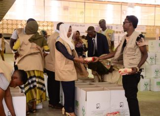 مبادرة الشيخ محمد بن راشد آل مكتوم للمتضررين من السيول مبادرة الشيخ محمد بن راشد آل مكتوم للمتضررين من السيول