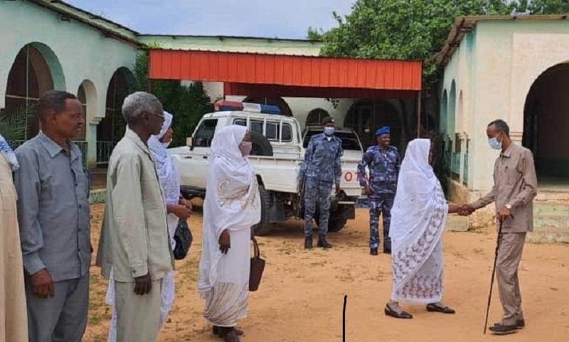 نائب والي غرب دارفور يتعهد بمعالجة قضايا التعليم بالولاية نائب والي غرب دارفور يتعهد بمعالجة قضايا التعليم بالولاية