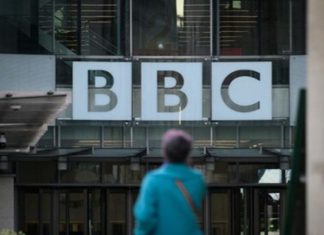 إغلاق إذاعة بي بي سي العربية بعد 84 عاما من العمل وتفاعل كبير مع القرار الصادم إغلاق إذاعة بي بي سي العربية بعد 84 عاما من العمل وتفاعل كبير مع القرار الصادم