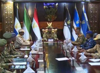 تنازل العسكر عن المجلس السيادي.. هل ينهي الأزمة في السودان؟ تنازل العسكر عن المجلس السيادي.. هل ينهي الأزمة في السودان؟