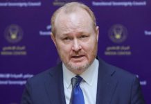 موسكو: تصريحات السفير الأمريكي “سخيفة” موسكو: تصريحات السفير الأمريكي "سخيفة"