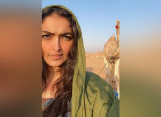 رشا القرشي تستعد لرحلة على ظهر ناقتها من الرياض إلى باريس رشا القرشي تستعد لرحلة على ظهر ناقتها من الرياض إلى باريس