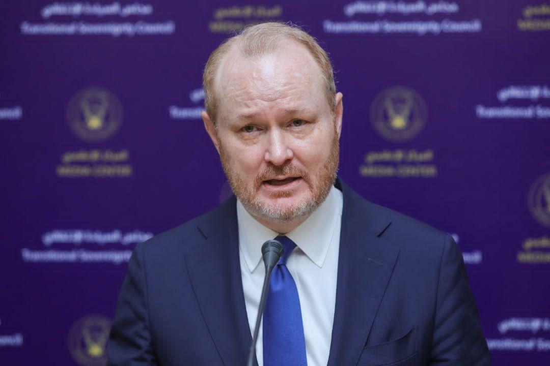 (تاق برس) يتحصل على تفاصيل دقيقة عن لقاء السفير الأمريكي مع لجان المقاومة بالخرطوم