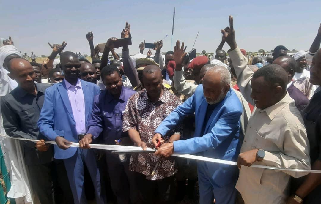 عليو ونمر يدشنان محطتي مياه بمنطقة قرويد بشم بشمال دارفور