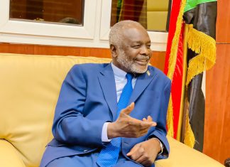 السودان: تصريحات جديدة من وزير المالية بشأن دعم التعليم ومرتبات المعلمين السودان: تصريحات جديدة من وزير المالية بشأن دعم التعليم ومرتبات المعلمين