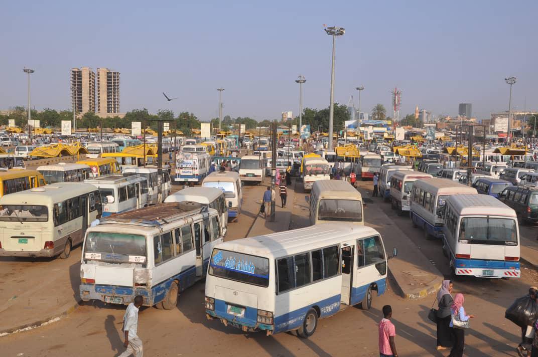 مواطنو الأبيض يؤكدون أهمية تحديد تعرفة ثابتة للمواصلات