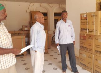 عدد من المراكز الصحية بمحلية البحيرة تتسلم مولدات كهربائية عدد من المراكز الصحية بمحلية البحيرة تتسلم مولدات كهربائية