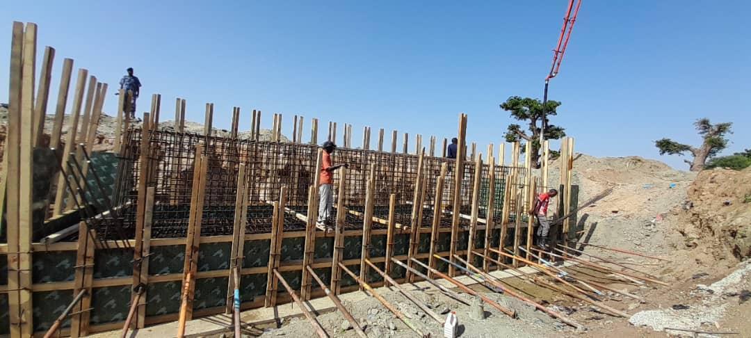 بدء الأعمال الخرسانية لكبري السريف بنيالا