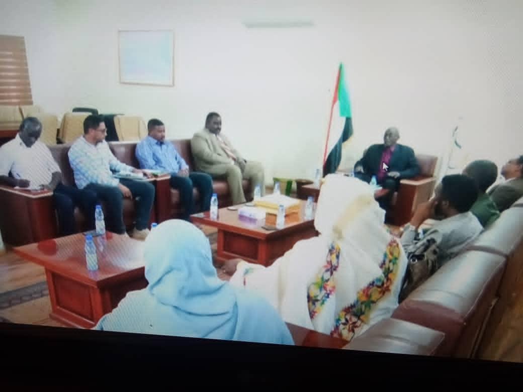 حكومة الولاية الشمالية تبحث قضايا المشاريع الاستثمارية