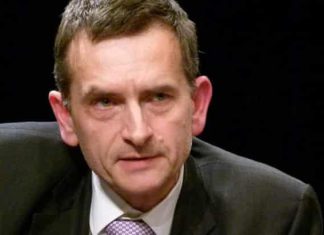 المبعوث الأممي للسودان: الحل يقترب بتوافق العسكر والمدنيين المبعوث الأممي للسودان: الحل يقترب بتوافق العسكر والمدنيين