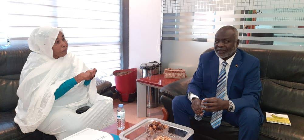 وزير المالية يلتقي مدير وكالة السودان للأنباء ويشيد بأداء الوكالة وزير المالية يلتقي مدير وكالة السودان للأنباء ويشيد بأداء الوكالة