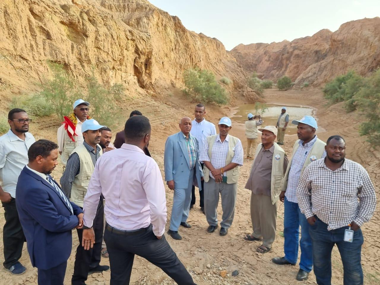 هيئة الابحاث الجيولوجية توفد فريق لكشف تمدد النز المائي بعطبرة هيئة الابحاث الجيولوجية توفد فريق لكشف تمدد النز المائي بعطبرة