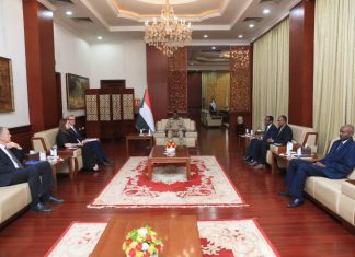 نائب رئيس مجلس السيادة يستقبل السفير النرويجي نائب رئيس مجلس السيادة يستقبل السفير النرويجي