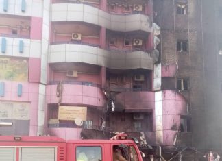 إطفاء حريق بعمارة الملكة بسوق بحري دون خسائر فى الارواح إطفاء حريق بعمارة الملكة بسوق بحري دون خسائر فى الارواح