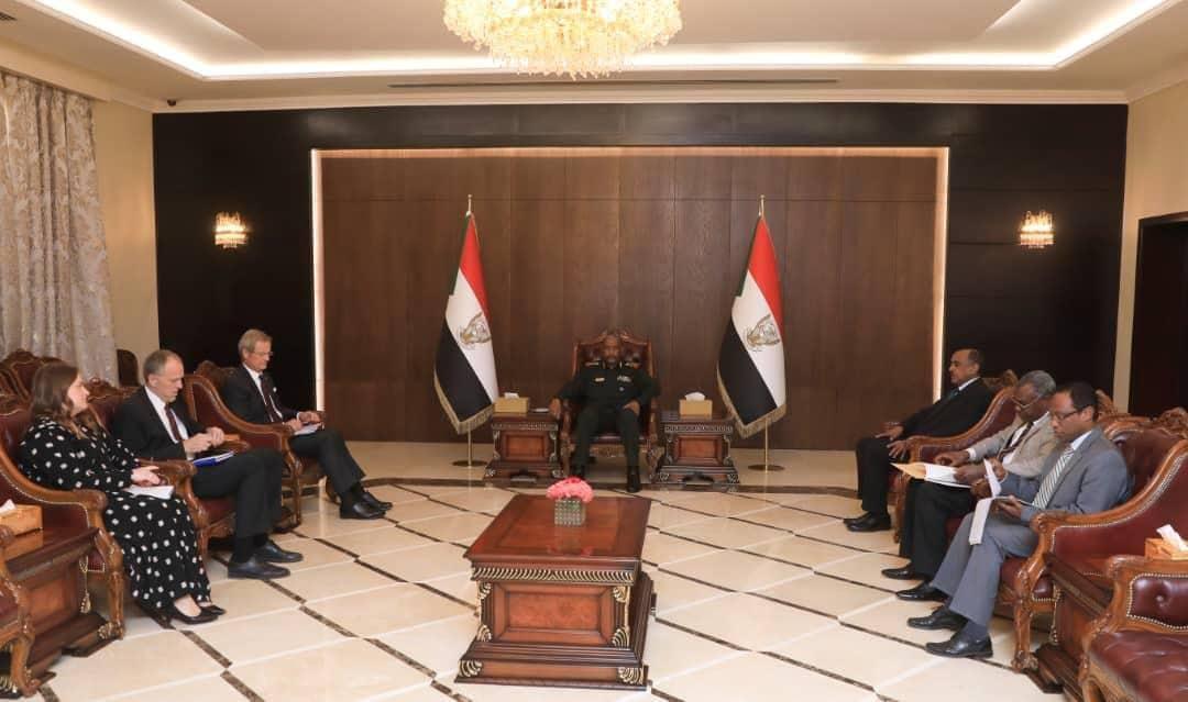 البرهان:السودان حريص على تطوير علاقاته مع مملكة النرويج