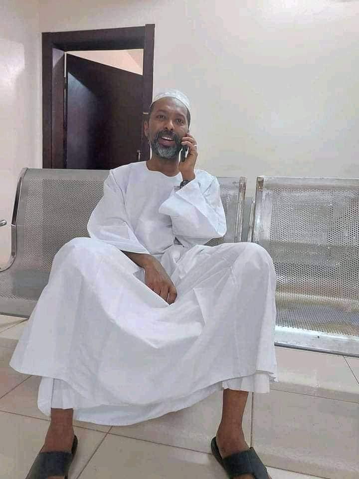 خالد عمر يحسم الجدل حول التسوية الثنائية مع العسكريين خالد عمر يحسم الجدل حول التسوية الثنائية مع العسكريين