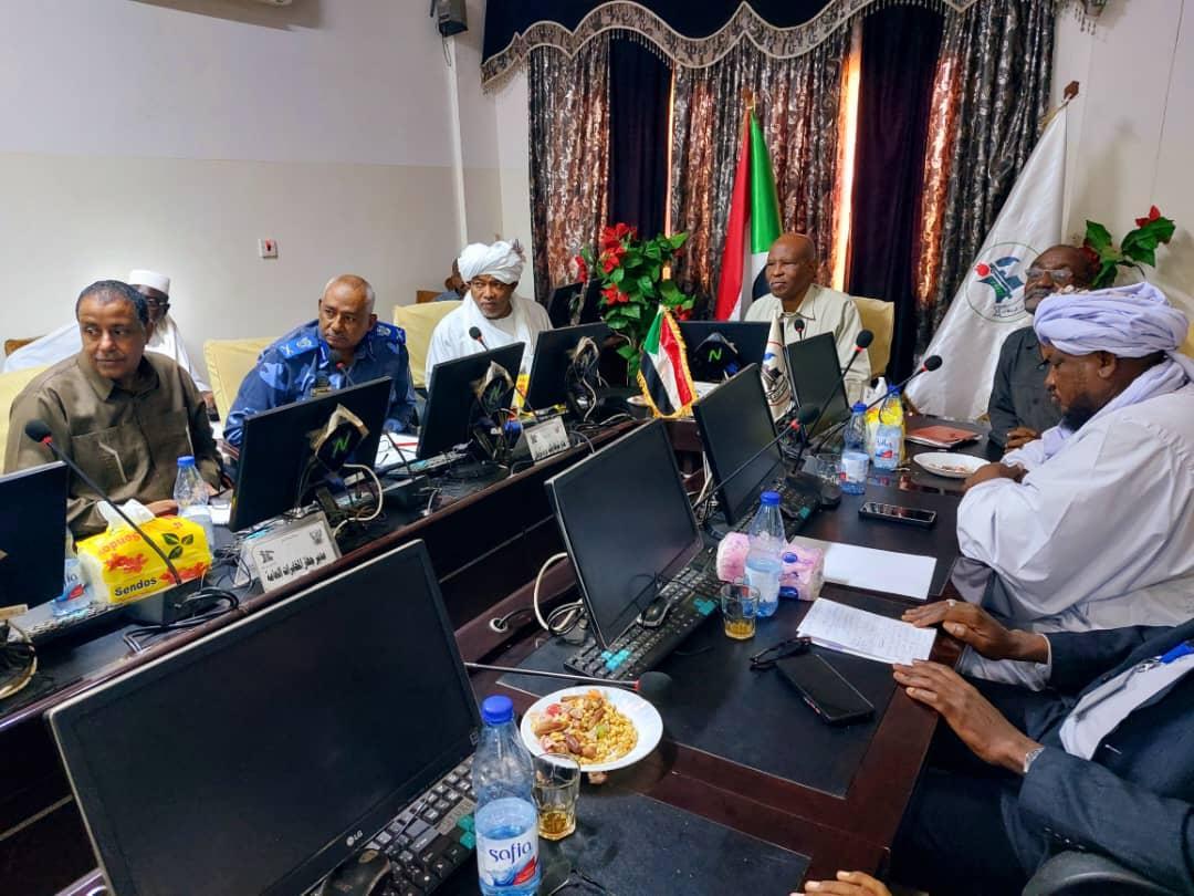 والي غرب كردفان يؤكد السعي الجاد لمعالجة كافة الصراعات القبلية والي غرب كردفان يؤكد السعي الجاد لمعالجة كافة الصراعات القبلية
