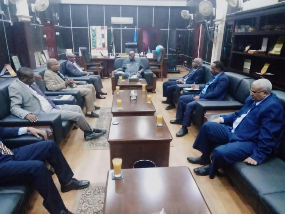 مبادرة من الصندوق الخيري للعاملين بالجهاز المصرفي لإعمار المدارس بالجزيرة مبادرة من الصندوق الخيري للعاملين بالجهاز المصرفي لإعمار المدارس بالجزيرة