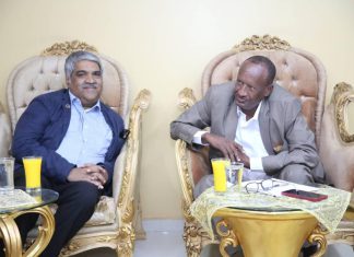والي كسلا يلتقي مساعد المدير القطري لبرنامج الغذاء العالمي بالسودان والي كسلا يلتقي مساعد المدير القطري لبرنامج الغذاء العالمي بالسودان