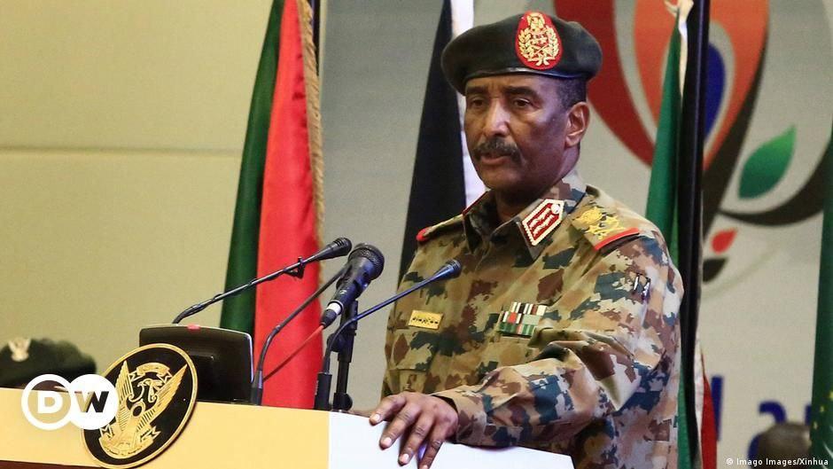 بعد عام من الانقلاب.. ماذا حصد السودانيين؟
