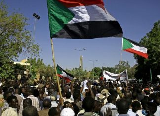 السودان بين زخم الثورة وعجز السياسة السودان بين زخم الثورة وعجز السياسة