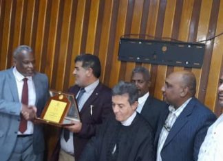 ليبيا تبدي رغبتها لاستئناف عمليات صادر اللحوم السودانية ليبيا تبدي رغبتها لاستئناف عمليات صادر اللحوم السودانية