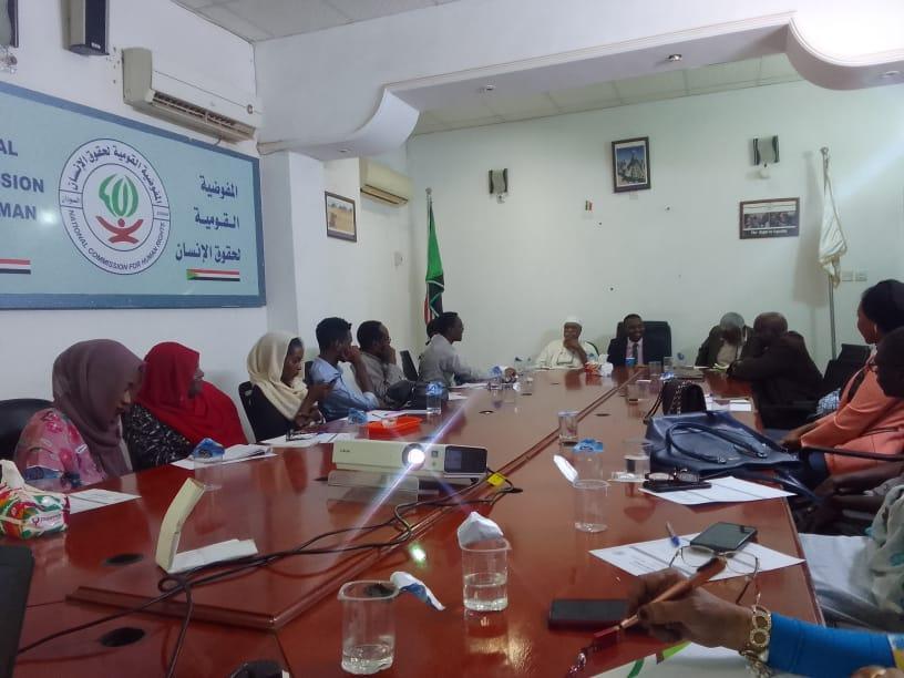 حقوق الانسان تؤكد ضرورة التعاون مع منظمات المجتمع المدني حقوق الانسان تؤكد ضرورة التعاون مع منظمات المجتمع المدني