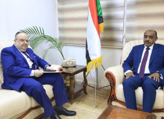 وزير الخارجية يستقبل سفير مصر بمناسبة إنتهاء فترة عمله بالبلاد وزير الخارجية يستقبل سفير مصر بمناسبة إنتهاء فترة عمله بالبلاد