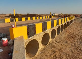 طريق الزملاب بشرق النيل تطبيق لشعارالمجتمع يقودالتنمية طريق الزملاب بشرق النيل تطبيق لشعارالمجتمع يقودالتنمية